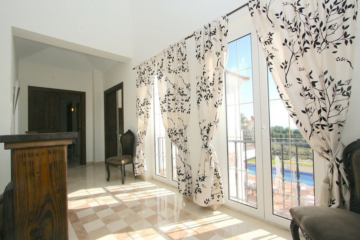 4 Bed Townhouse for sale in Mijas Costa Del Sol, Málaga, Spain