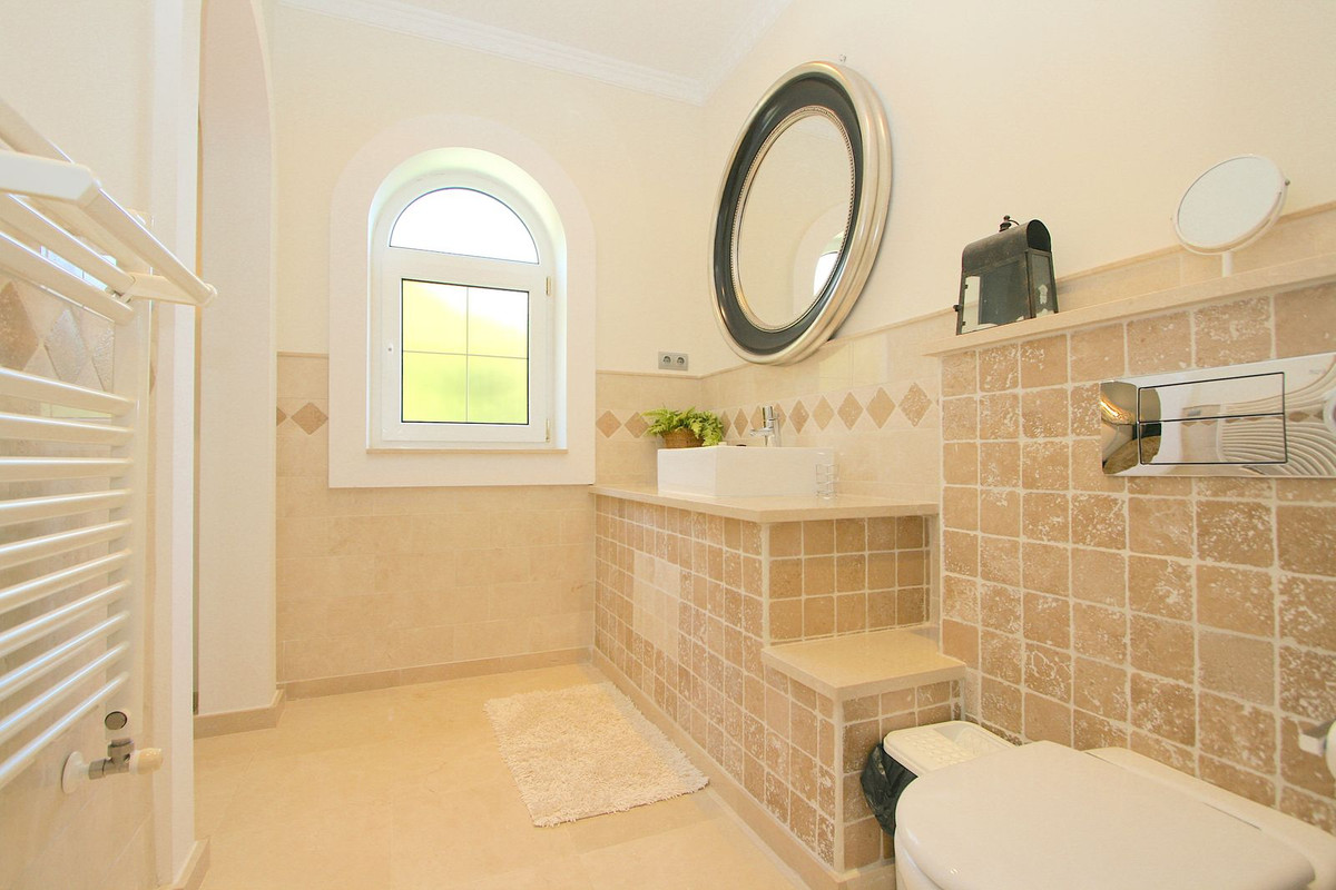 4 Bed Townhouse for sale in Mijas Costa Del Sol, Málaga, Spain