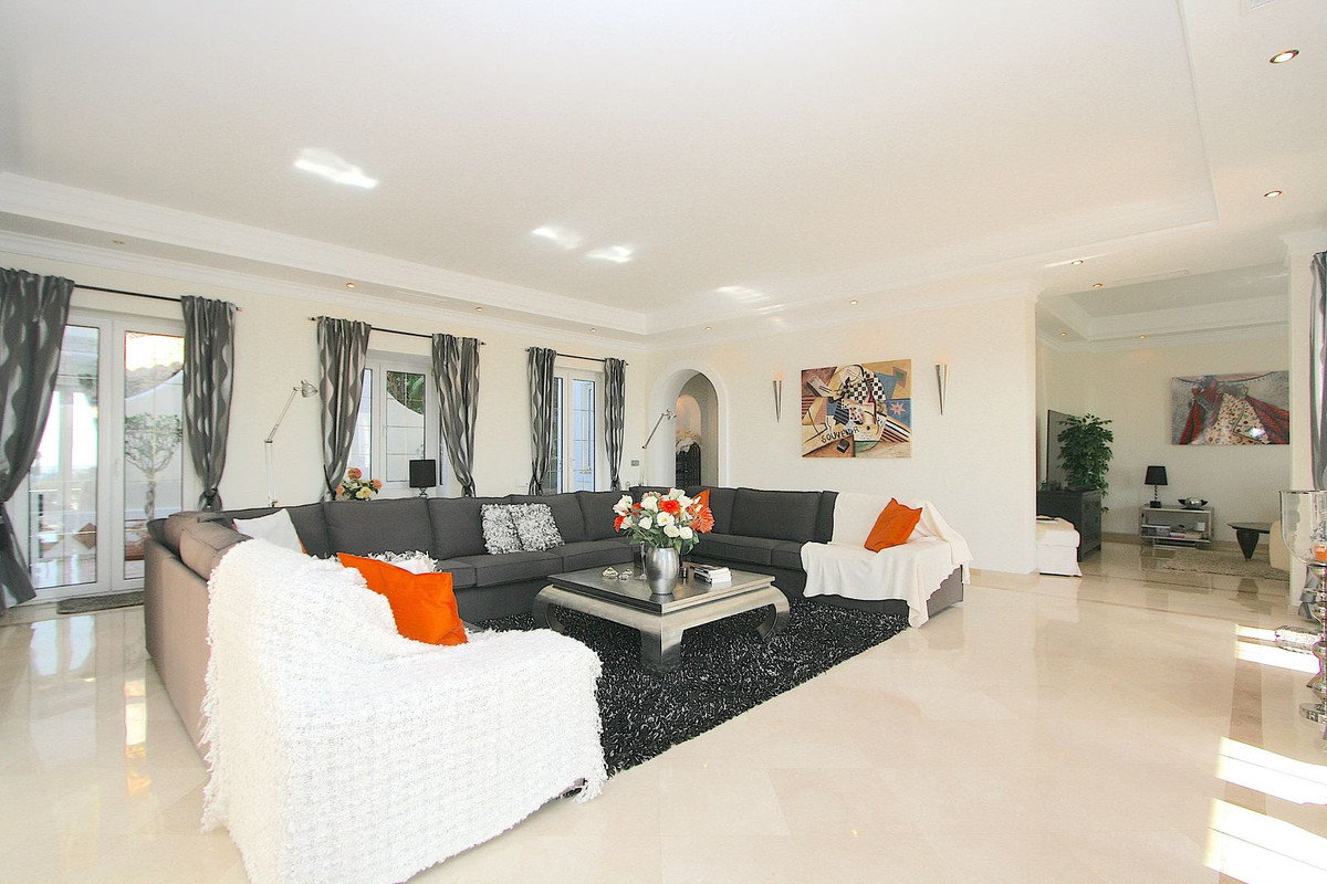 4 Bed Townhouse for sale in Mijas Costa Del Sol, Málaga, Spain