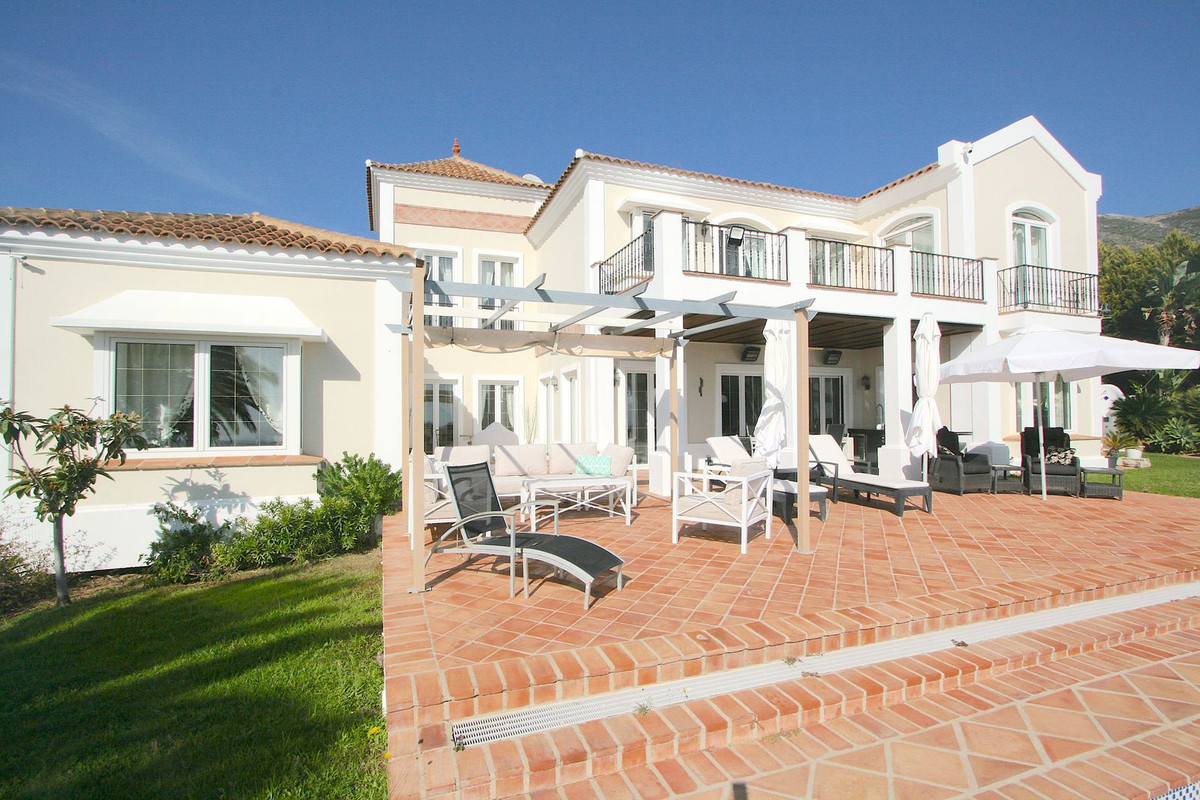 4 Bed Townhouse for sale in Mijas Costa Del Sol, Málaga, Spain
