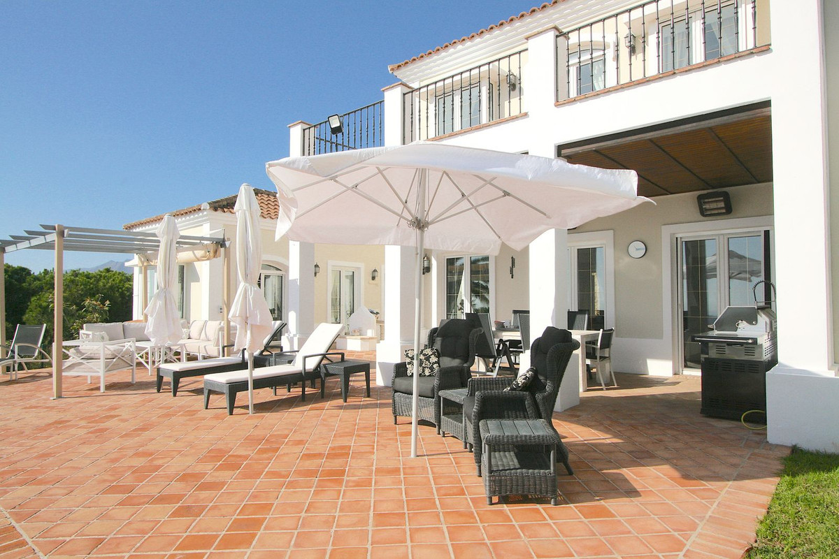 4 Bed Townhouse for sale in Mijas Costa Del Sol, Málaga, Spain