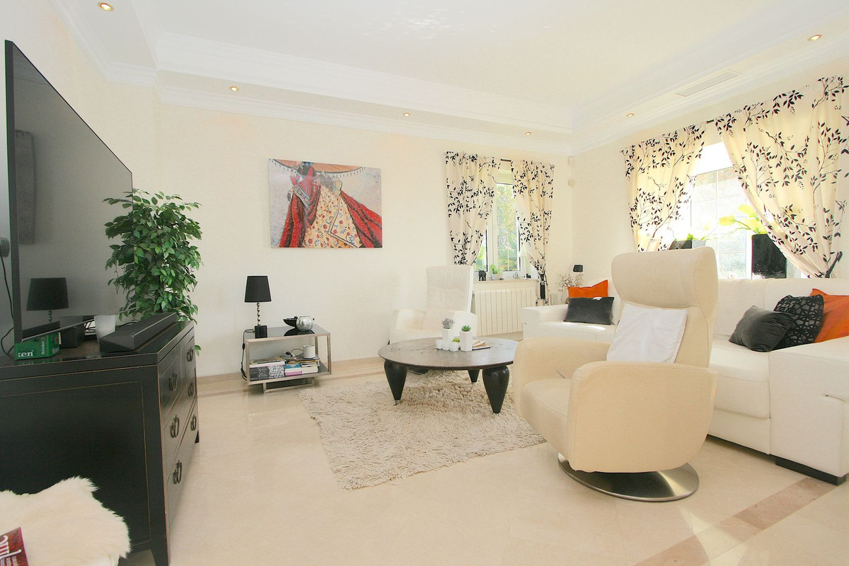 4 Bed Townhouse for sale in Mijas Costa Del Sol, Málaga, Spain