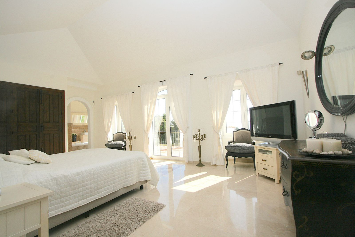 4 Bed Townhouse for sale in Mijas Costa Del Sol, Málaga, Spain