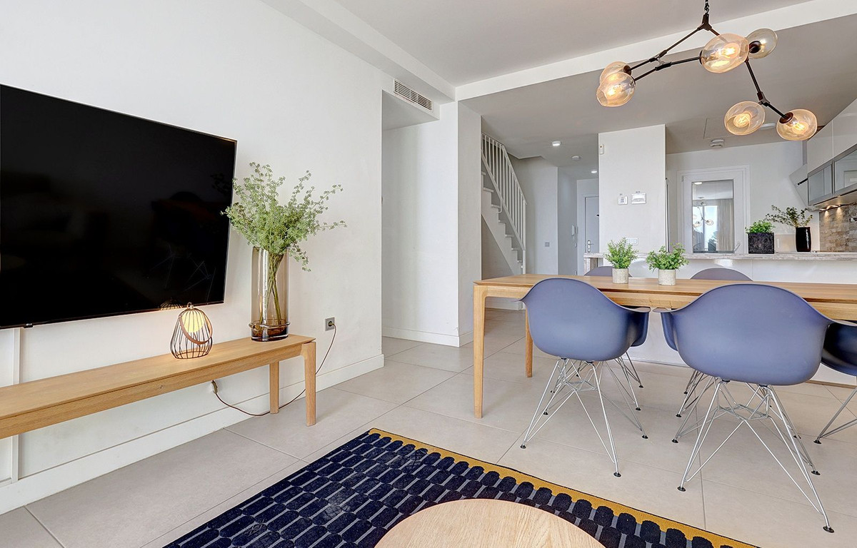 3 Bed Apartment for sale in Benalmadena Costa Del Sol, Málaga, Spain