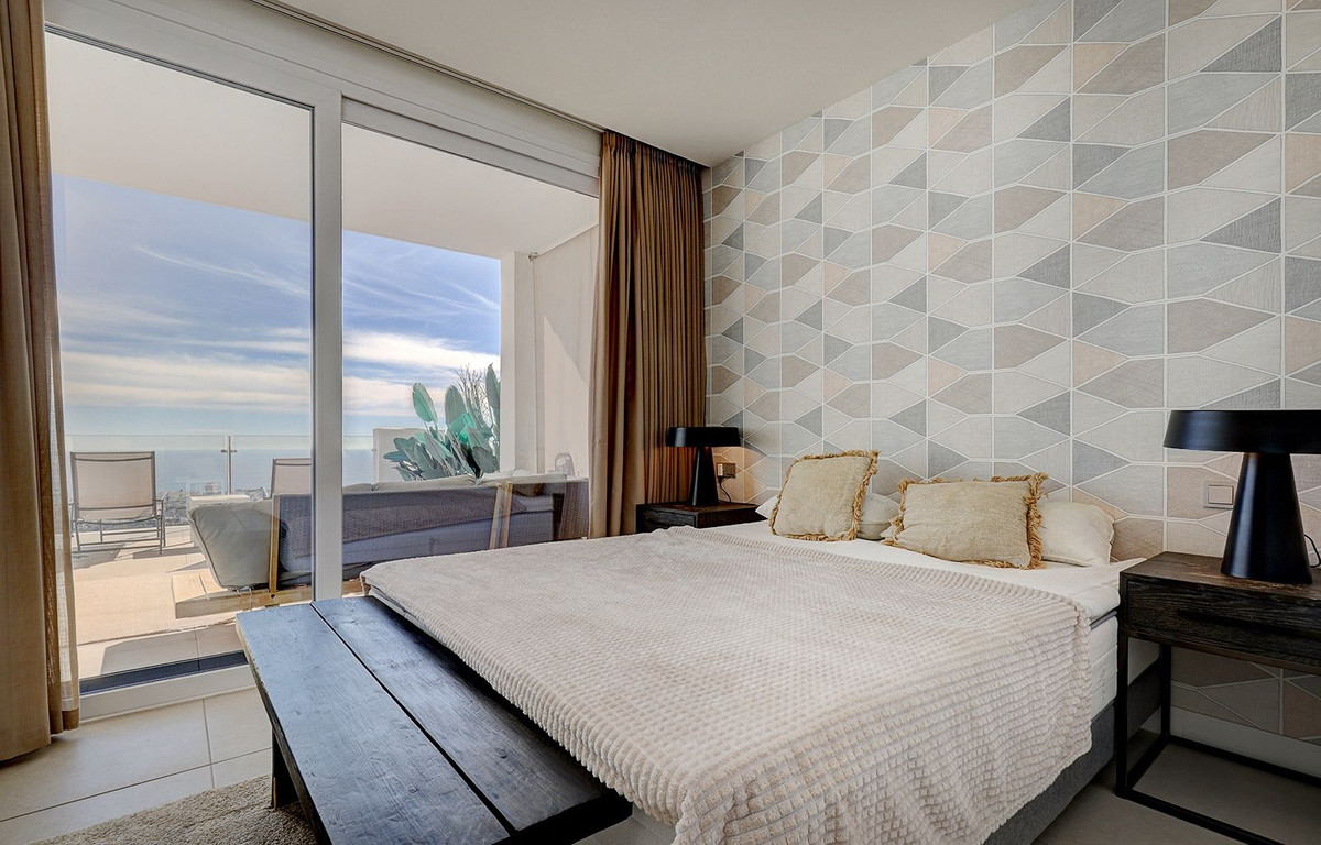 3 Bed Apartment for sale in Benalmadena Costa Del Sol, Málaga, Spain