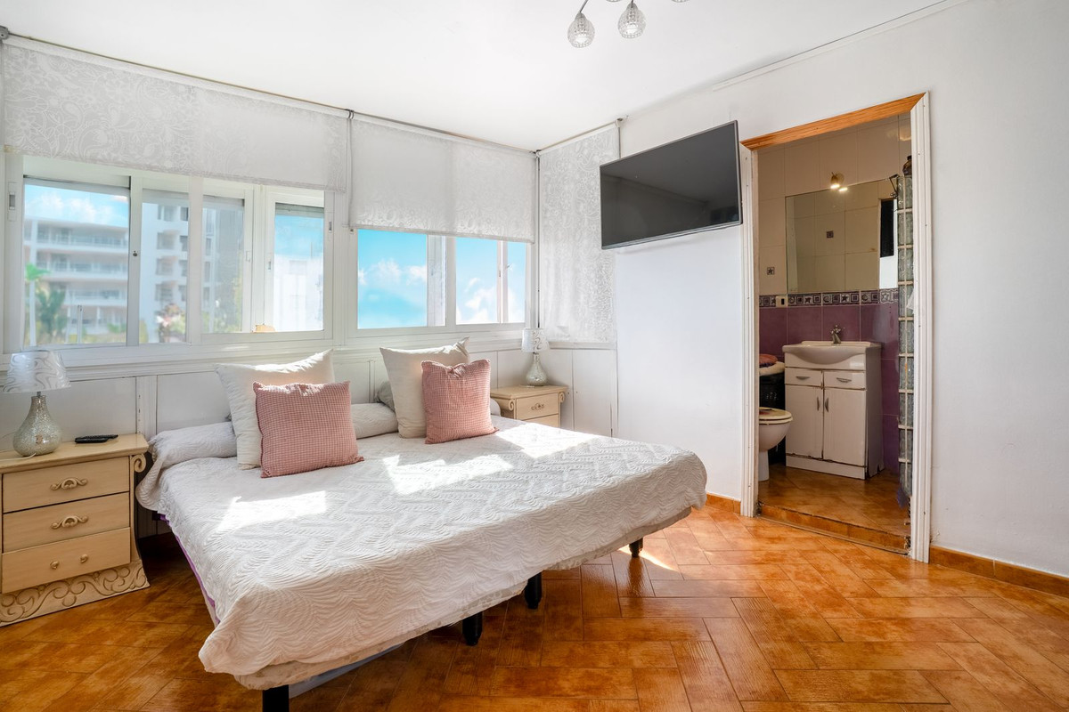 3 Bed Apartment for sale in Mijas Costa Del Sol, Málaga, Spain
