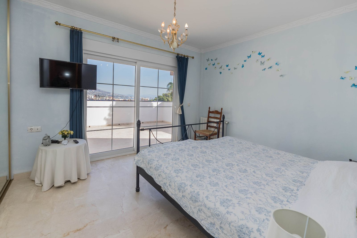3 Bed Townhouse for sale in Fuengirola Costa Del Sol, Málaga, Spain