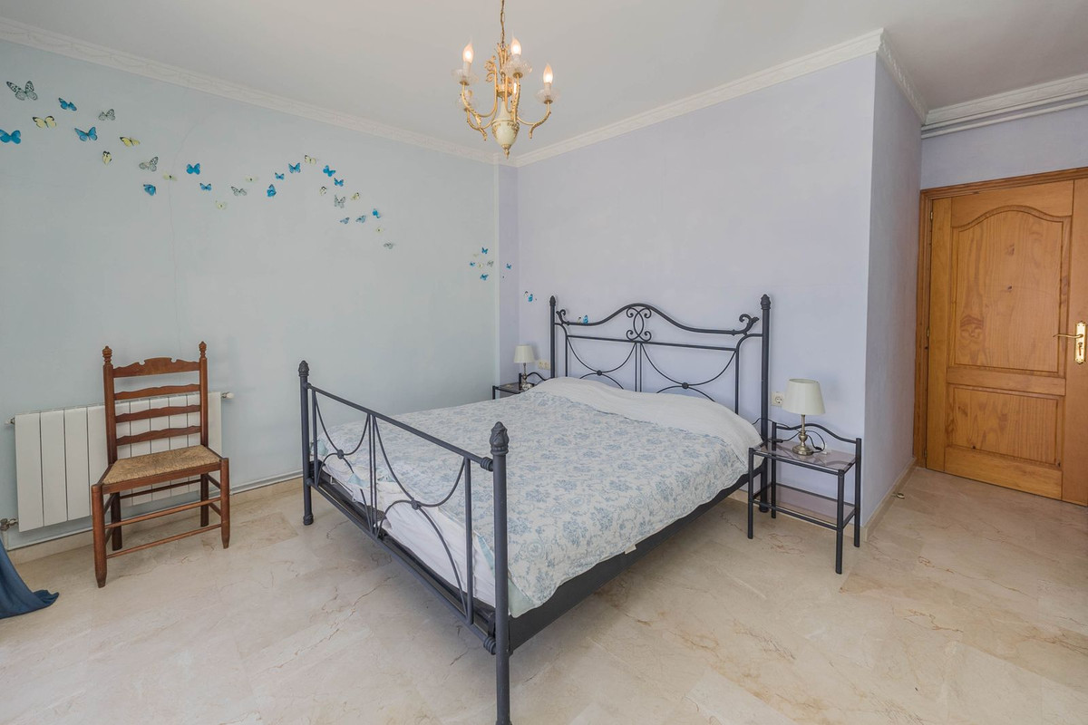 3 Bed Townhouse for sale in Fuengirola Costa Del Sol, Málaga, Spain