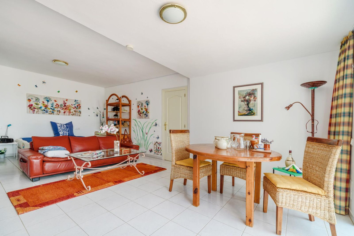 5 Bed Townhouse for sale in Estepona Costa Del Sol, Málaga, Spain