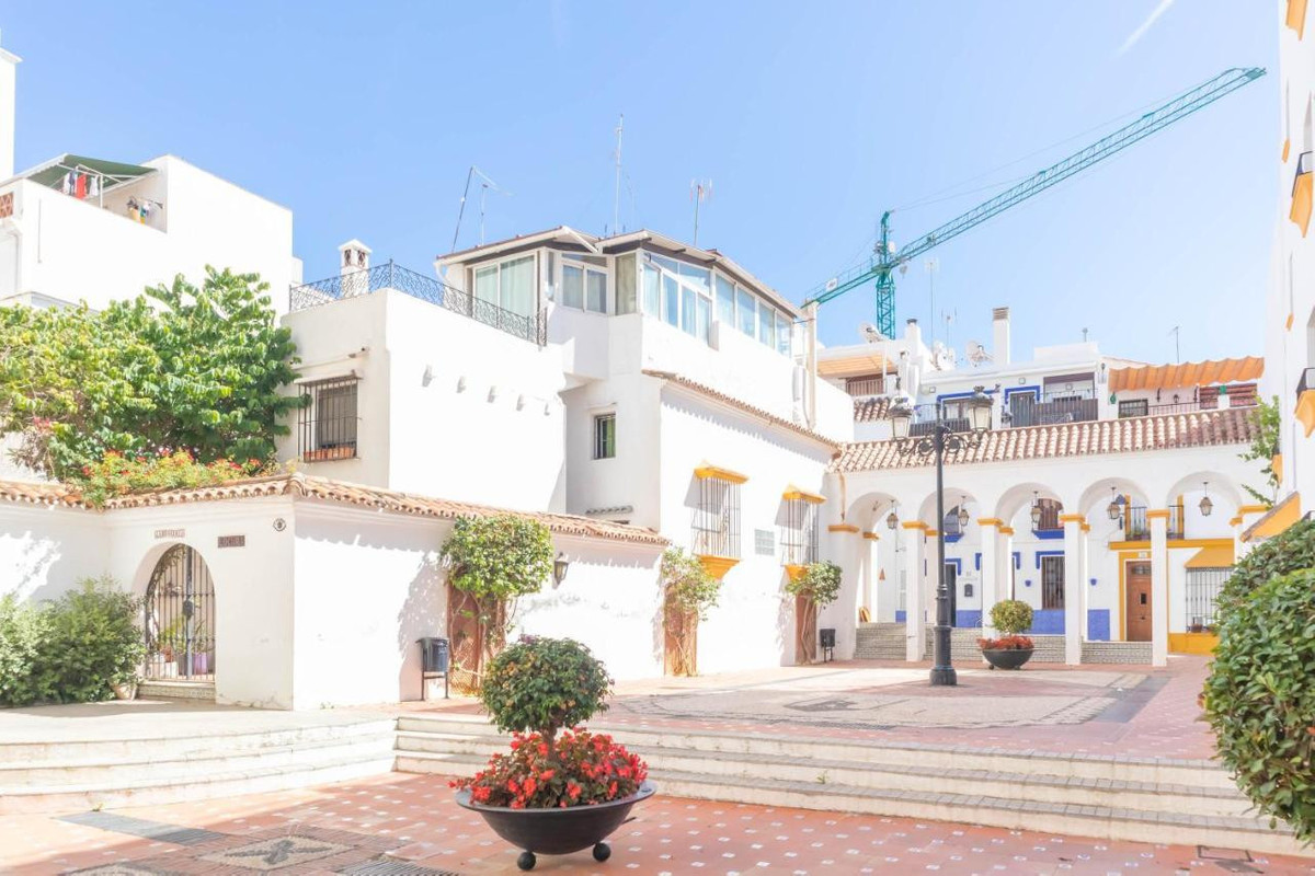 3 Bed Townhouse for sale in Marbella Costa Del Sol, Málaga, Spain