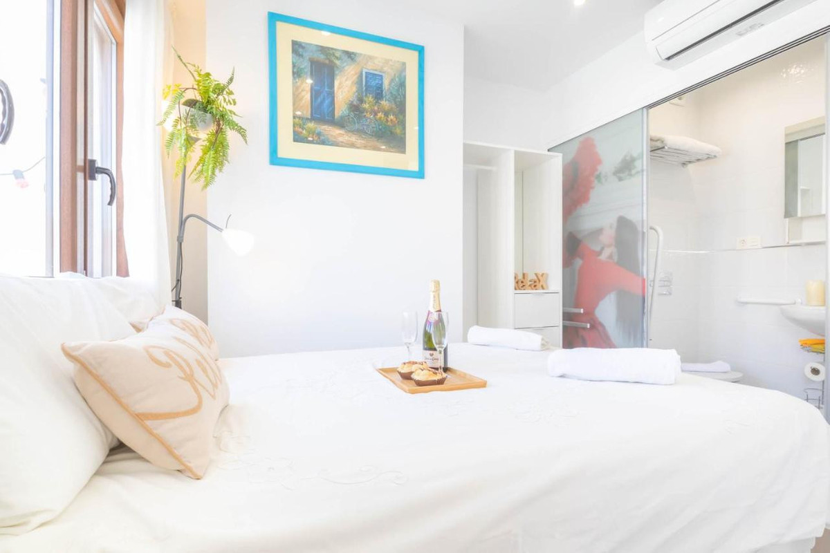 3 Bed Townhouse for sale in Marbella Costa Del Sol, Málaga, Spain