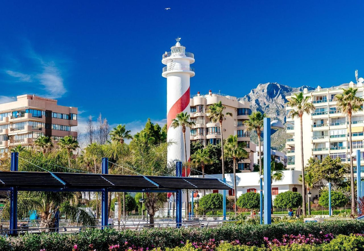 3 Bed Townhouse for sale in Marbella Costa Del Sol, Málaga, Spain