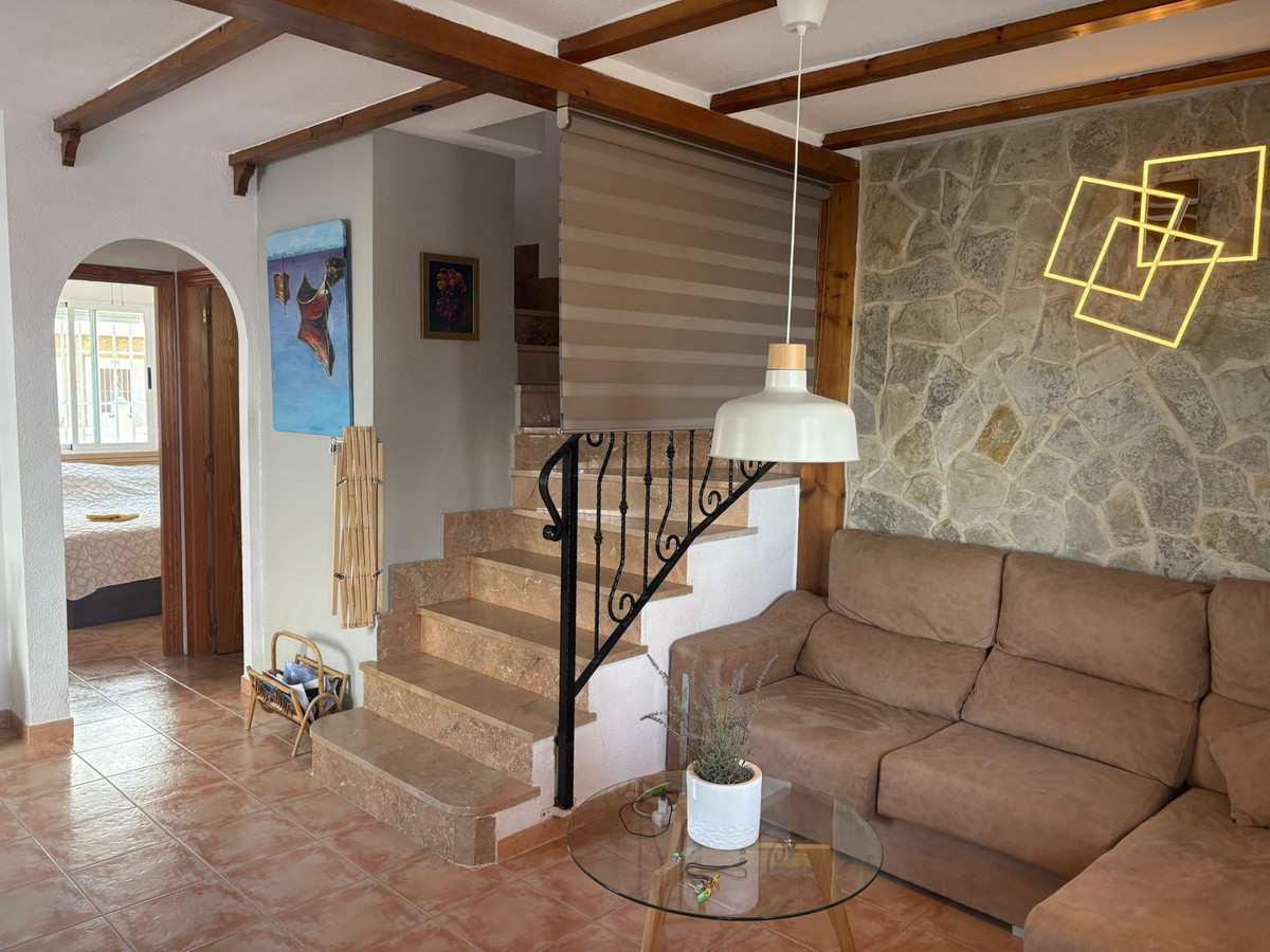 3 Bed Townhouse for sale in Algorfa Costa Blanca, Alicante, Spain