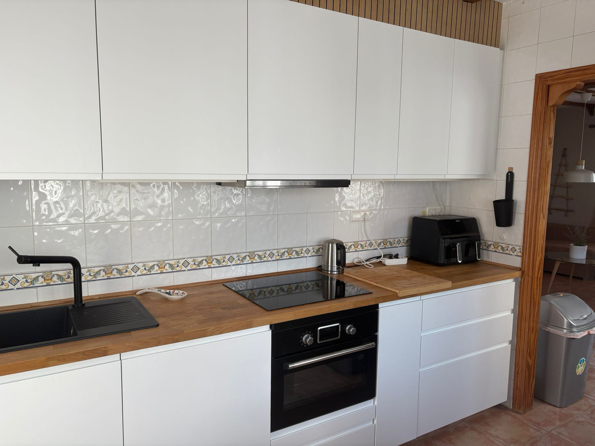 3 Bed Townhouse for sale in Algorfa Costa Blanca, Alicante, Spain