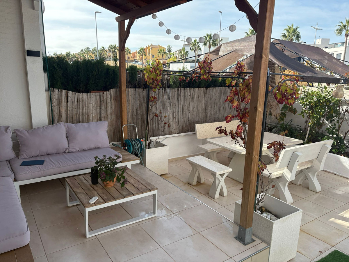 3 Bed Townhouse for sale in Algorfa Costa Blanca, Alicante, Spain