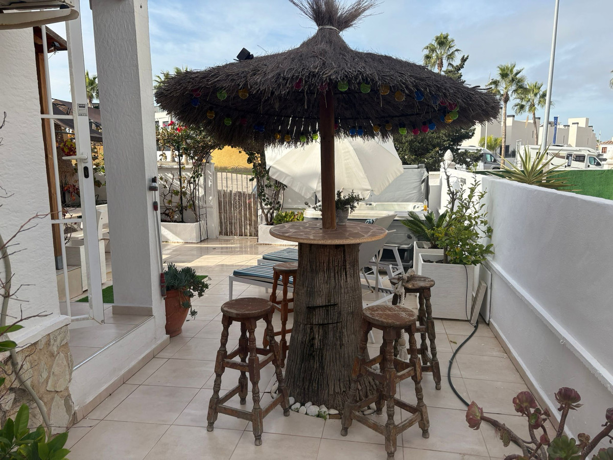3 Bed Townhouse for sale in Algorfa Costa Blanca, Alicante, Spain