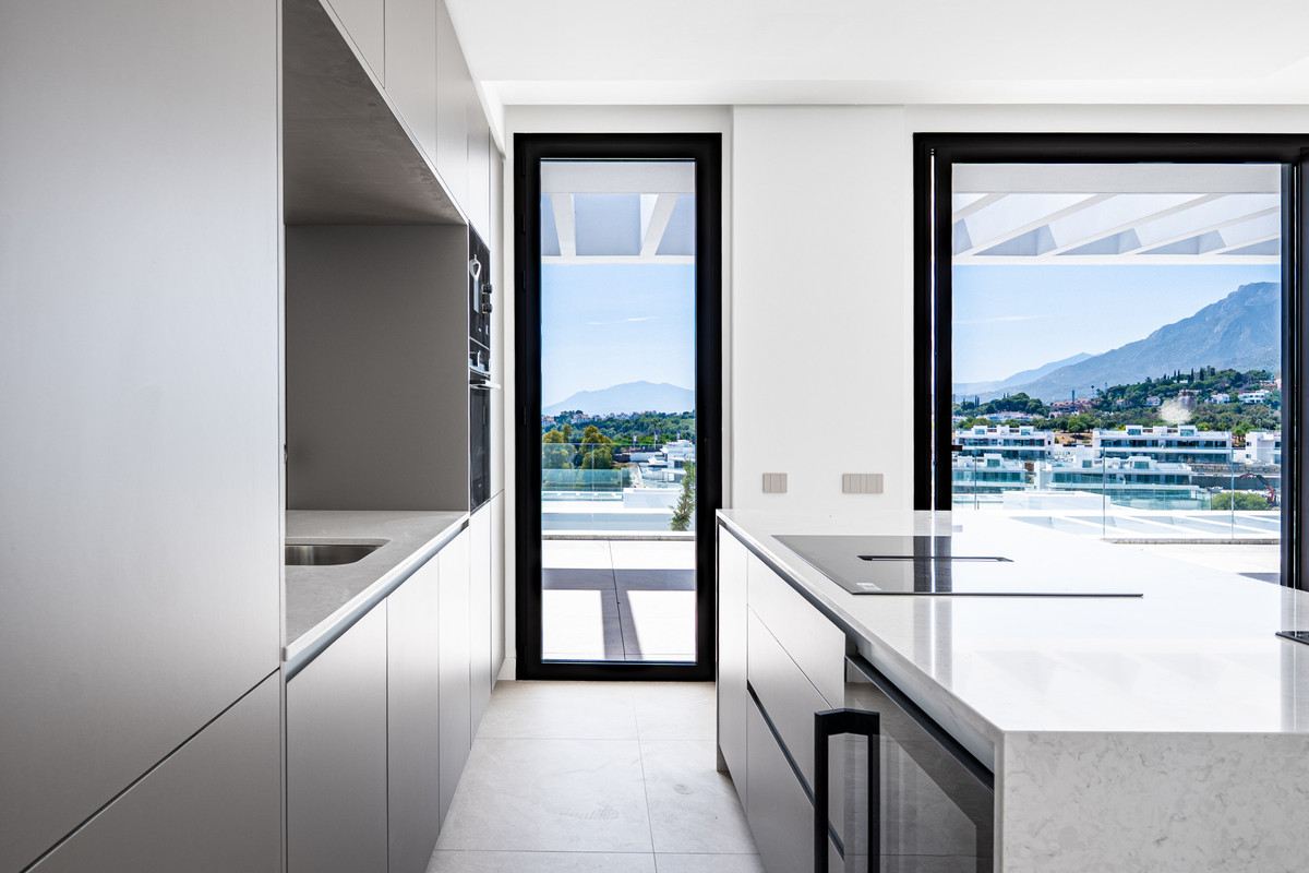 2 Bed Apartment for sale in Marbella Costa Del Sol, Málaga, Spain