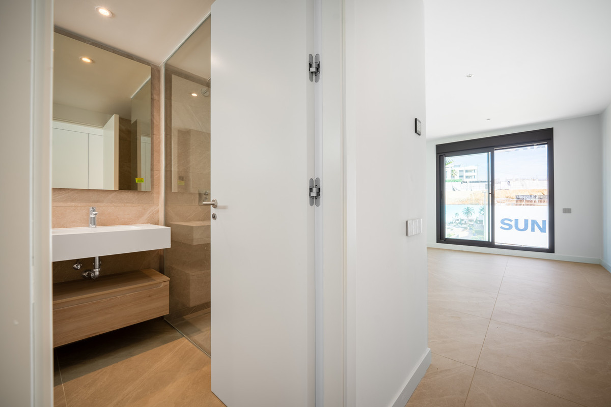 2 Bed Apartment for sale in Marbella Costa Del Sol, Málaga, Spain