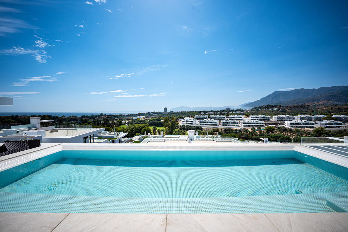 2 Bed Apartment for sale in Marbella Costa Del Sol, Málaga, Spain
