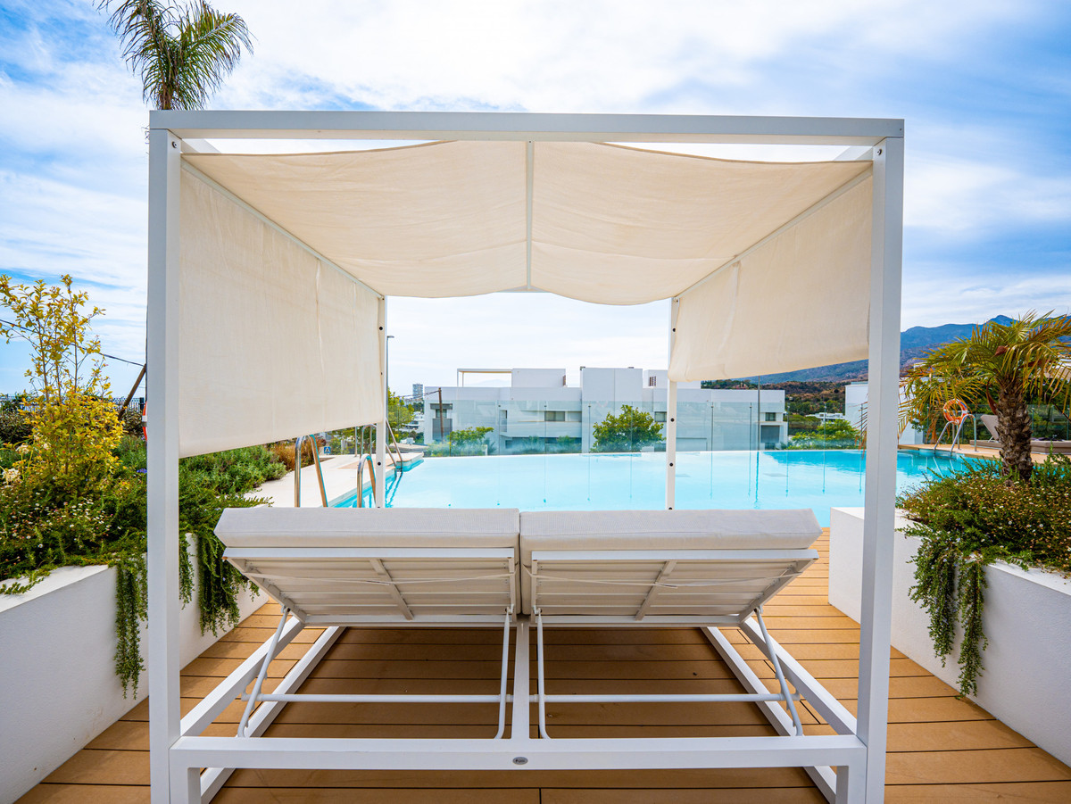 2 Bed Apartment for sale in Marbella Costa Del Sol, Málaga, Spain