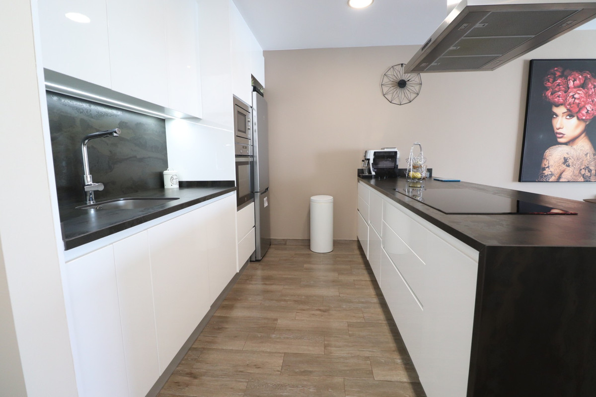 3 Bed Townhouse for sale in Daya Vieja Costa Blanca, Alicante, Spain