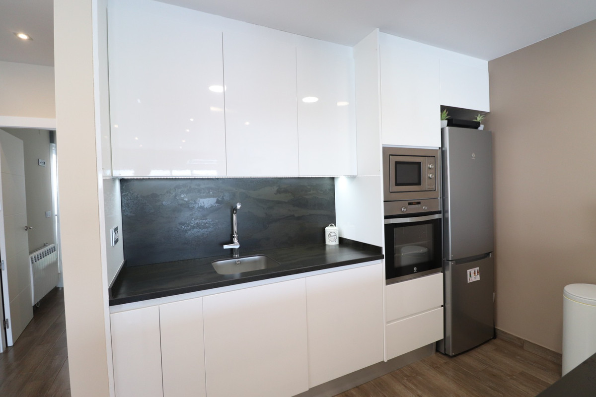 3 Bed Townhouse for sale in Daya Vieja Costa Blanca, Alicante, Spain