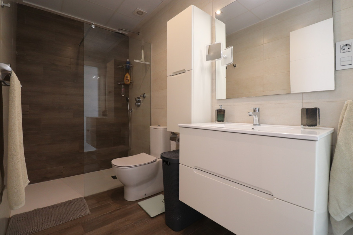 3 Bed Townhouse for sale in Daya Vieja Costa Blanca, Alicante, Spain