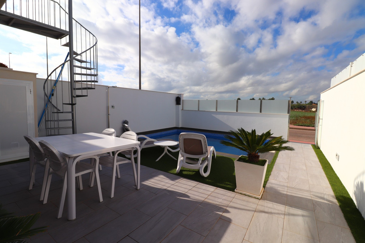 3 Bed Townhouse for sale in Daya Vieja Costa Blanca, Alicante, Spain