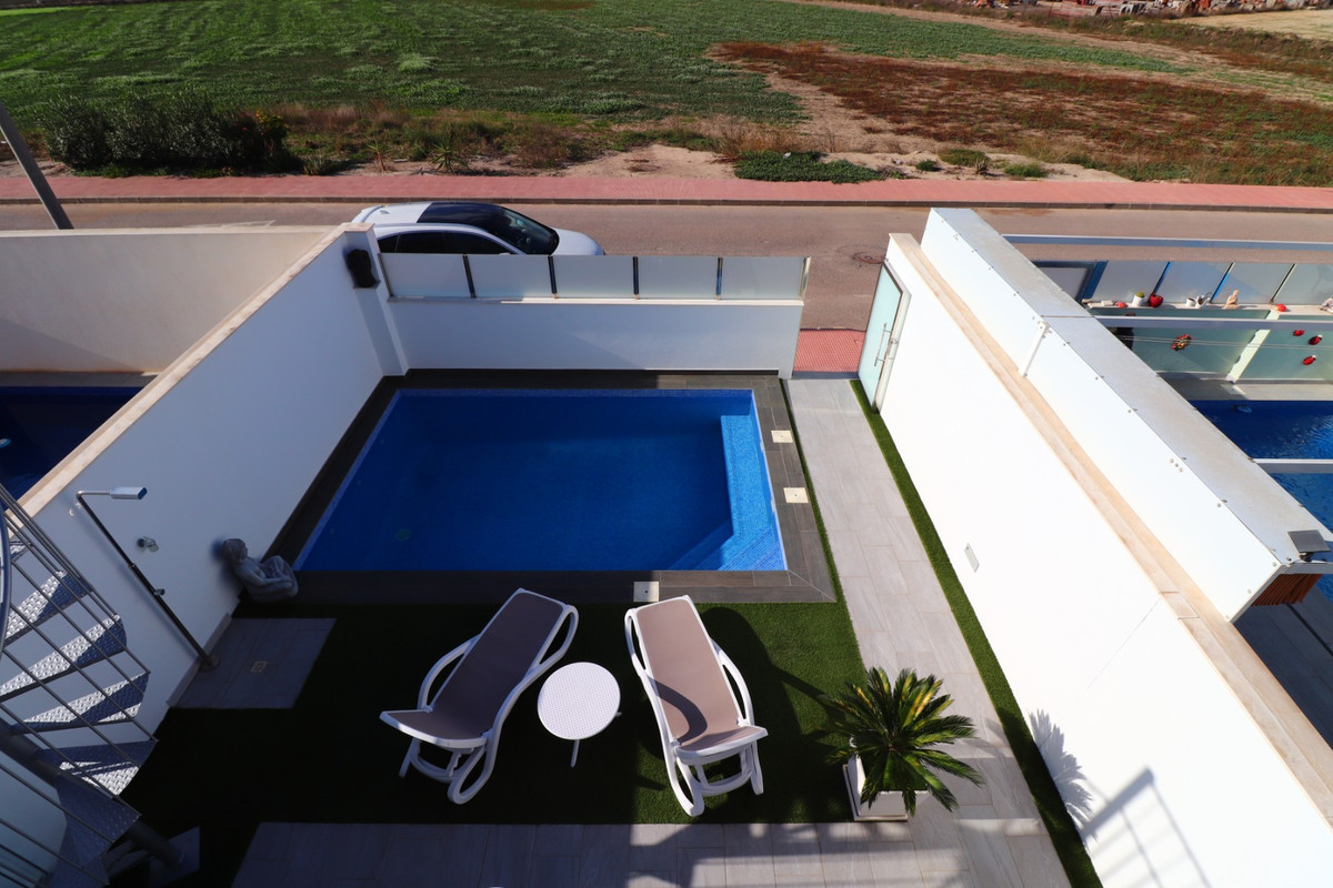 3 Bed Townhouse for sale in Daya Vieja Costa Blanca, Alicante, Spain