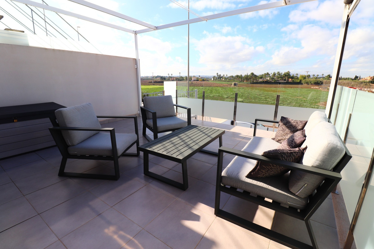 3 Bed Townhouse for sale in Daya Vieja Costa Blanca, Alicante, Spain