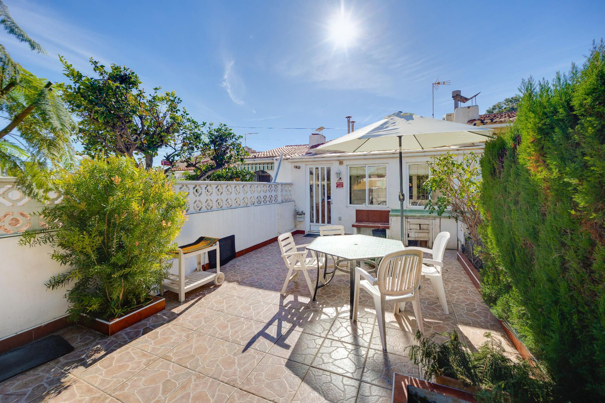 Se vende Adosada de 2 dormitorios en Costa Blanca, Alicante, España