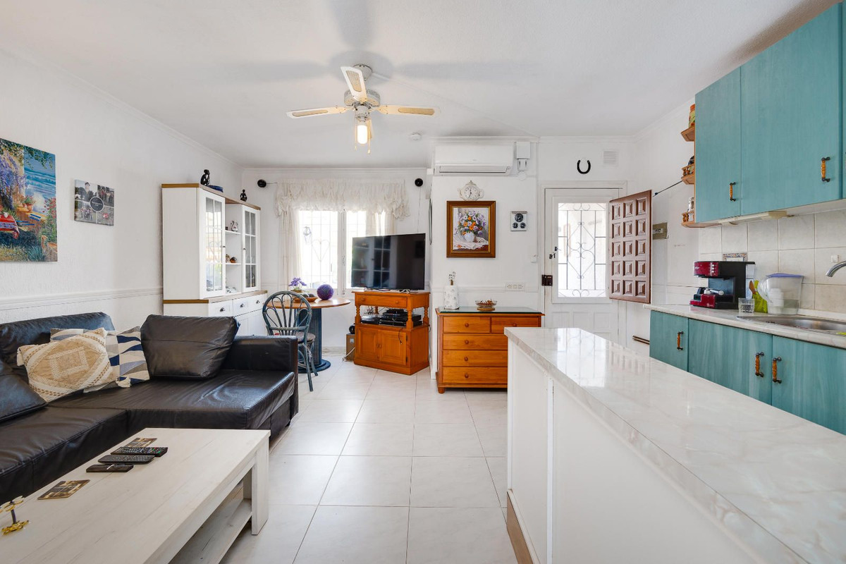 Se vende Adosada de 2 dormitorios en Costa Blanca, Alicante, España