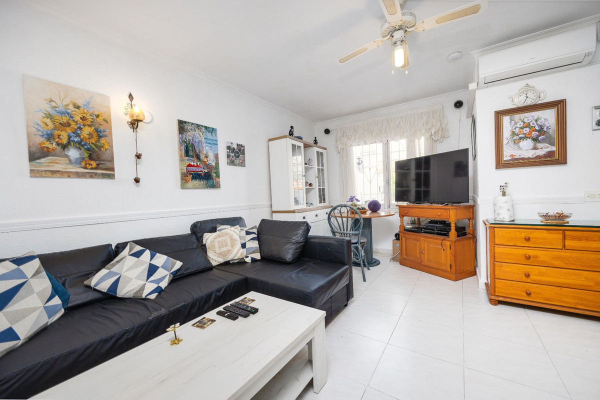 Se vende Adosada de 2 dormitorios en Costa Blanca, Alicante, España