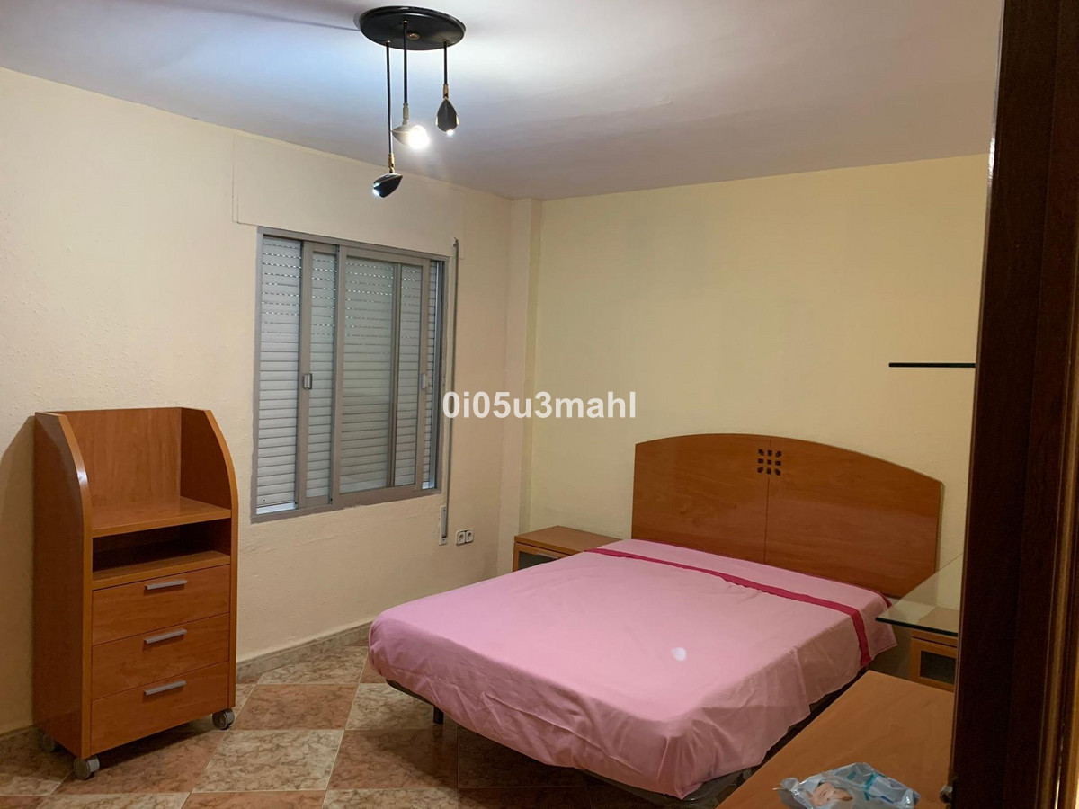 3 Bed Apartment for sale in Portada Alta Málaga Ciudad, Málaga, Spain