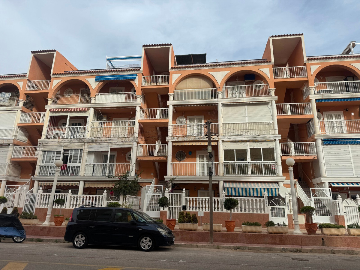 Se vende Ático de 2 dormitorios en Costa Blanca, Alicante, España