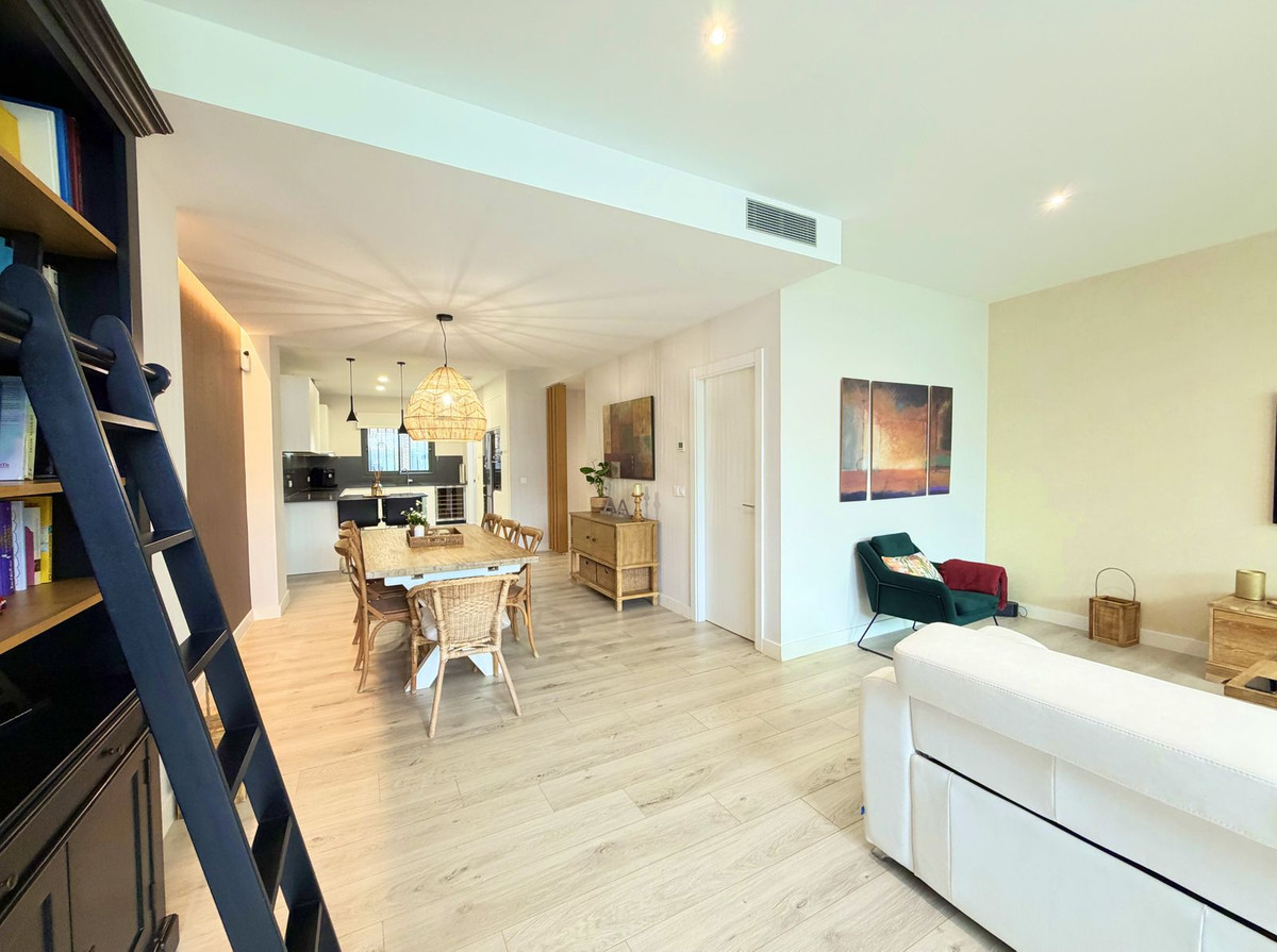 Se vende Adosada de 3 dormitorios en Costa Del Sol, Cadiz, España