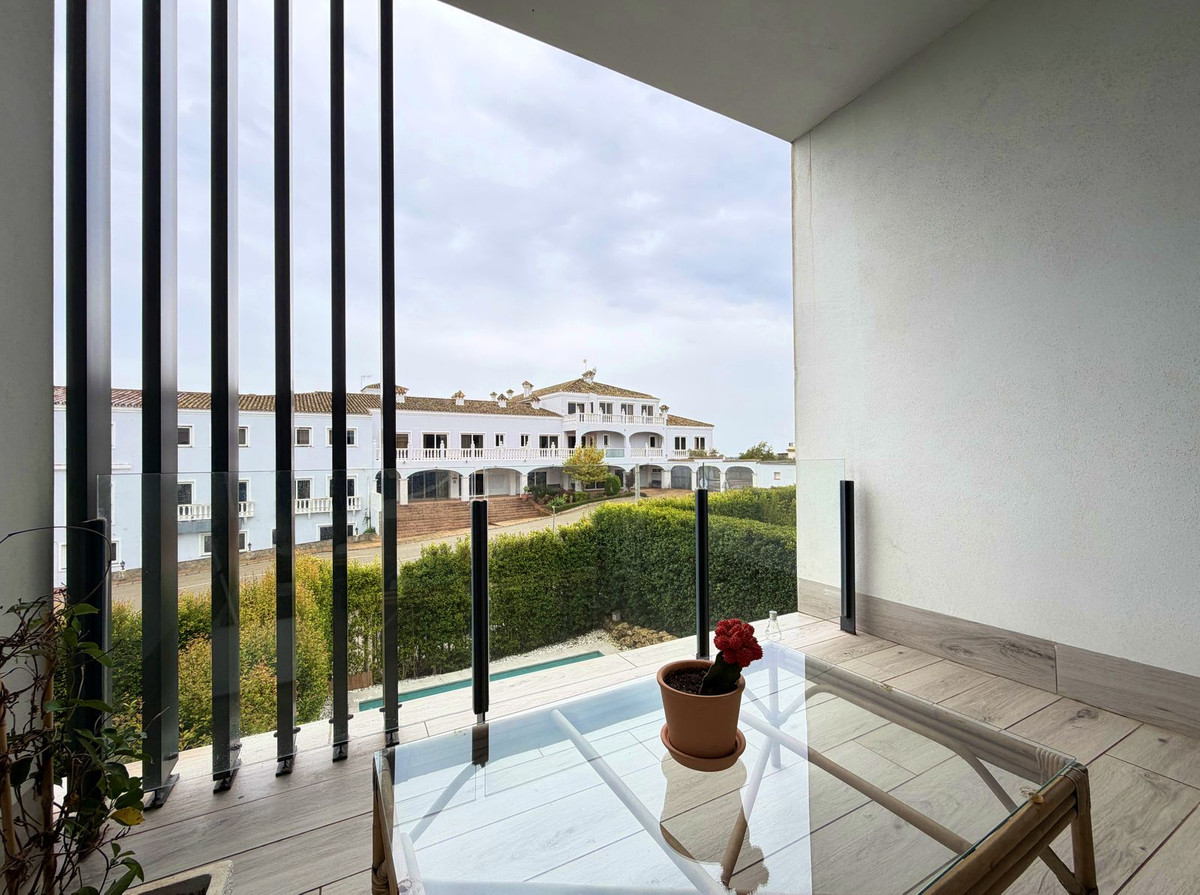 Se vende Adosada de 3 dormitorios en Costa Del Sol, Cadiz, España