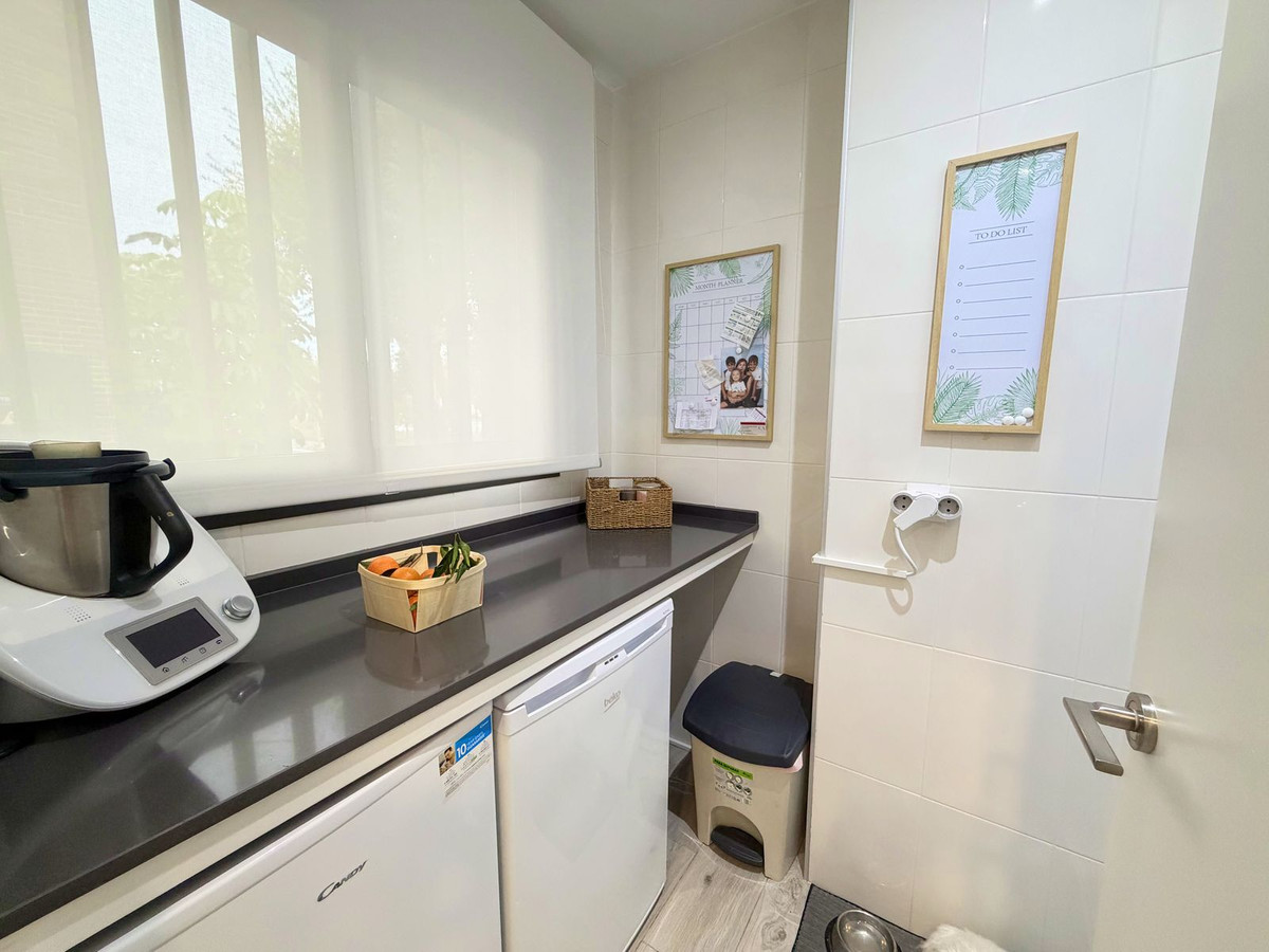Se vende Adosada de 3 dormitorios en Costa Del Sol, Cadiz, España