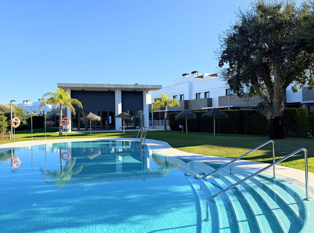 Se vende Adosada de 3 dormitorios en Costa Del Sol, Cadiz, España