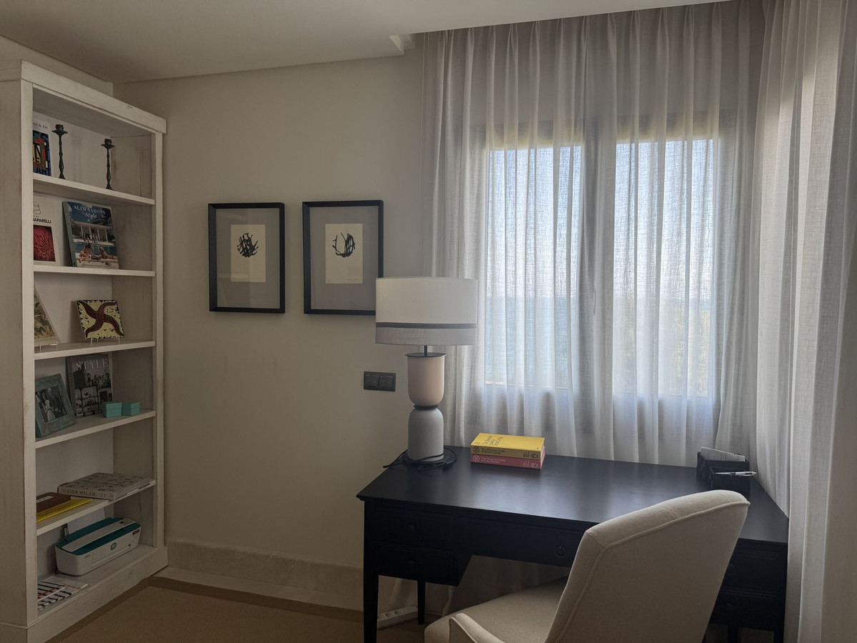 3 Bed Apartment for sale in Estepona Costa Del Sol, Málaga, Spain