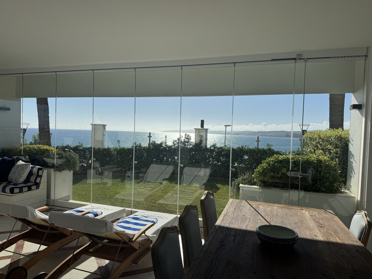 3 Bed Apartment for sale in Estepona Costa Del Sol, Málaga, Spain