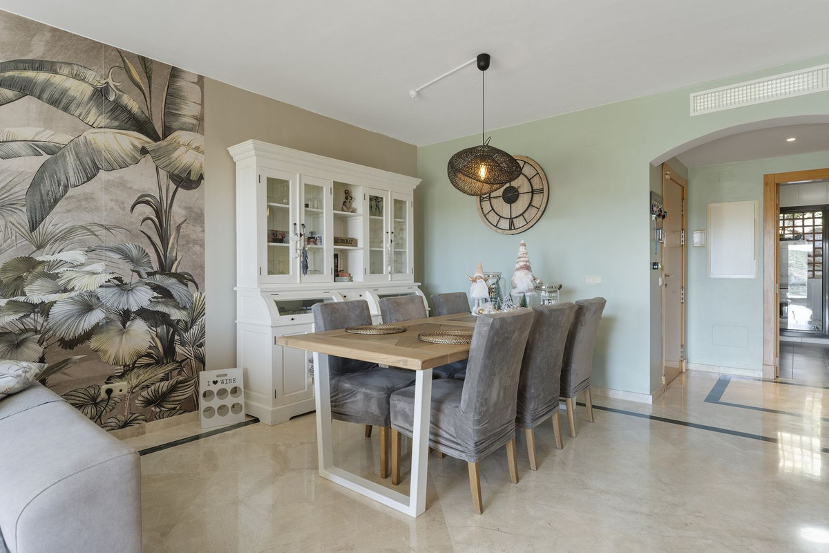 2 Bed Apartment for sale in Casares Costa Del Sol, Málaga, Spain