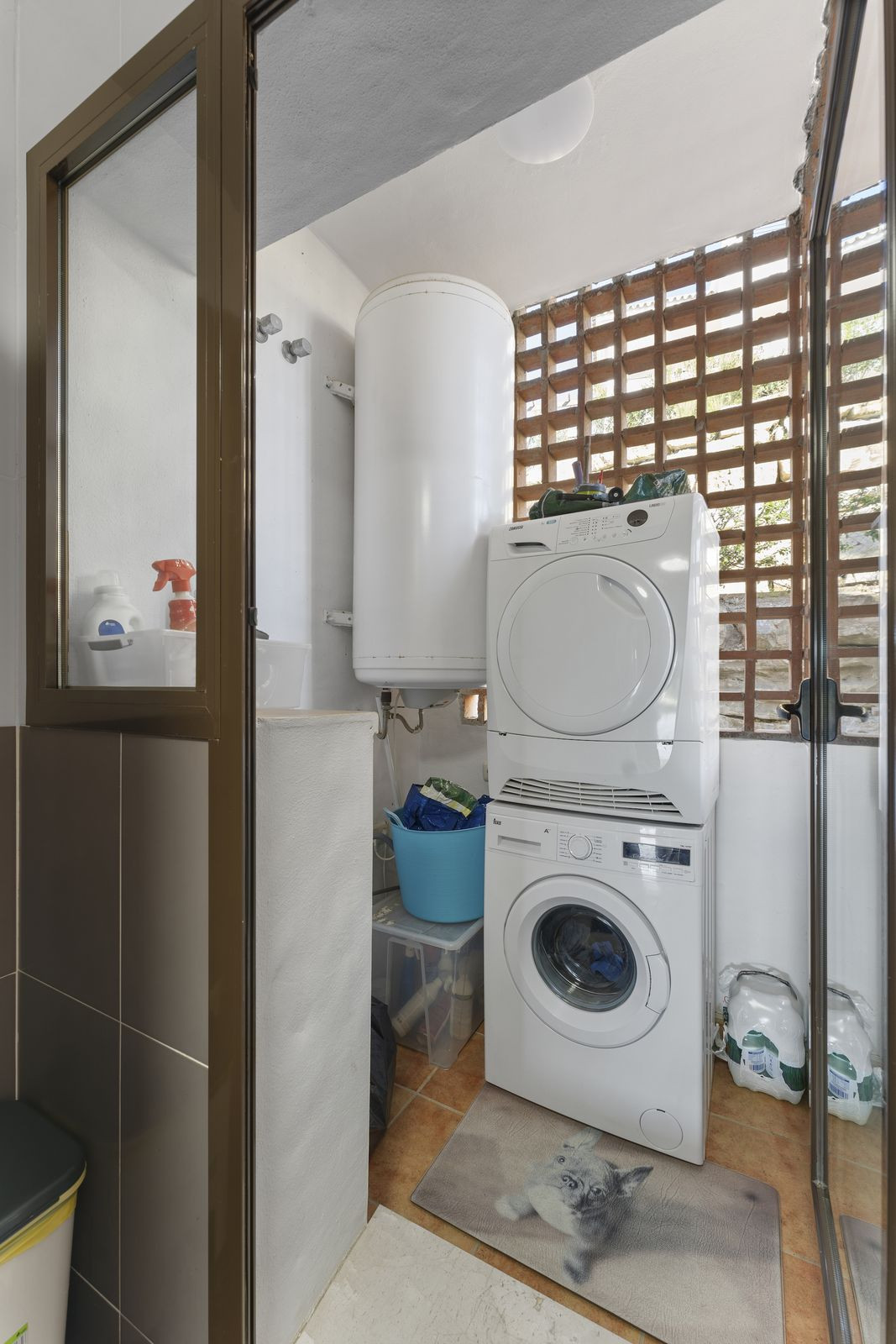 2 Bed Apartment for sale in Casares Costa Del Sol, Málaga, Spain