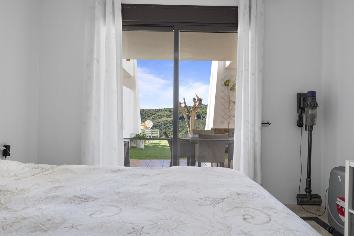 2 Bed Apartment for sale in Casares Costa Del Sol, Málaga, Spain