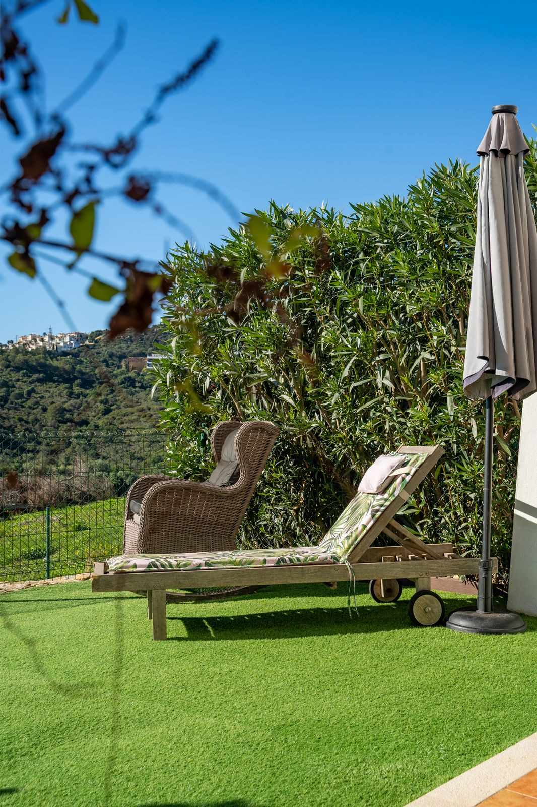 2 Bed Apartment for sale in Casares Costa Del Sol, Málaga, Spain