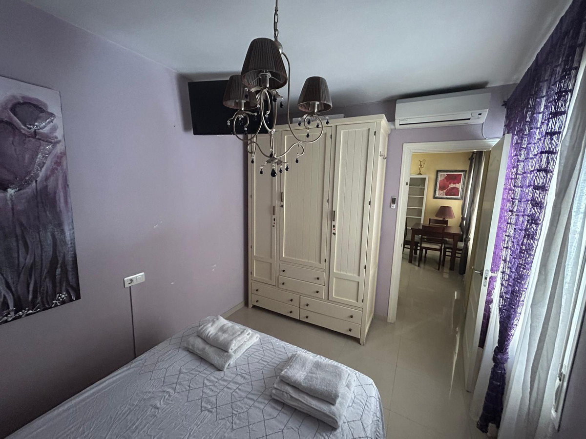 2 Bed Apartment for sale in Fuengirola Costa Del Sol, Málaga, Spain