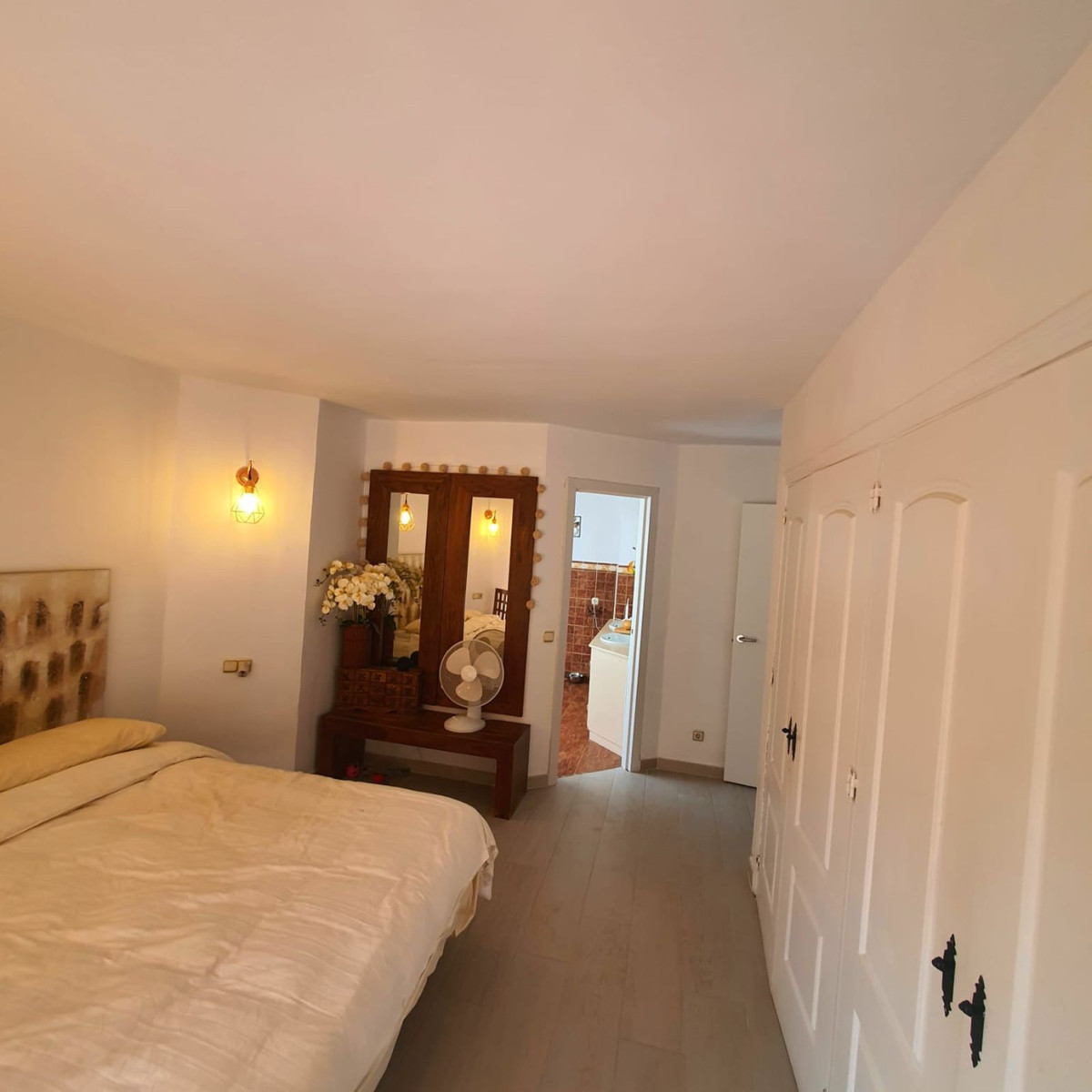 Se vende Apartamento Planta Baja de 4 dormitorios en Costa Del Sol, Málaga, España