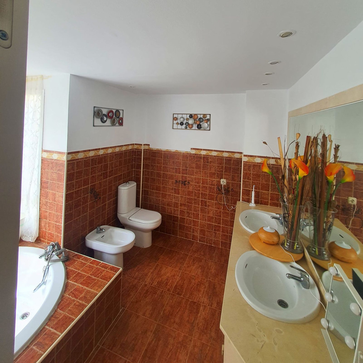 Se vende Apartamento Planta Baja de 4 dormitorios en Costa Del Sol, Málaga, España
