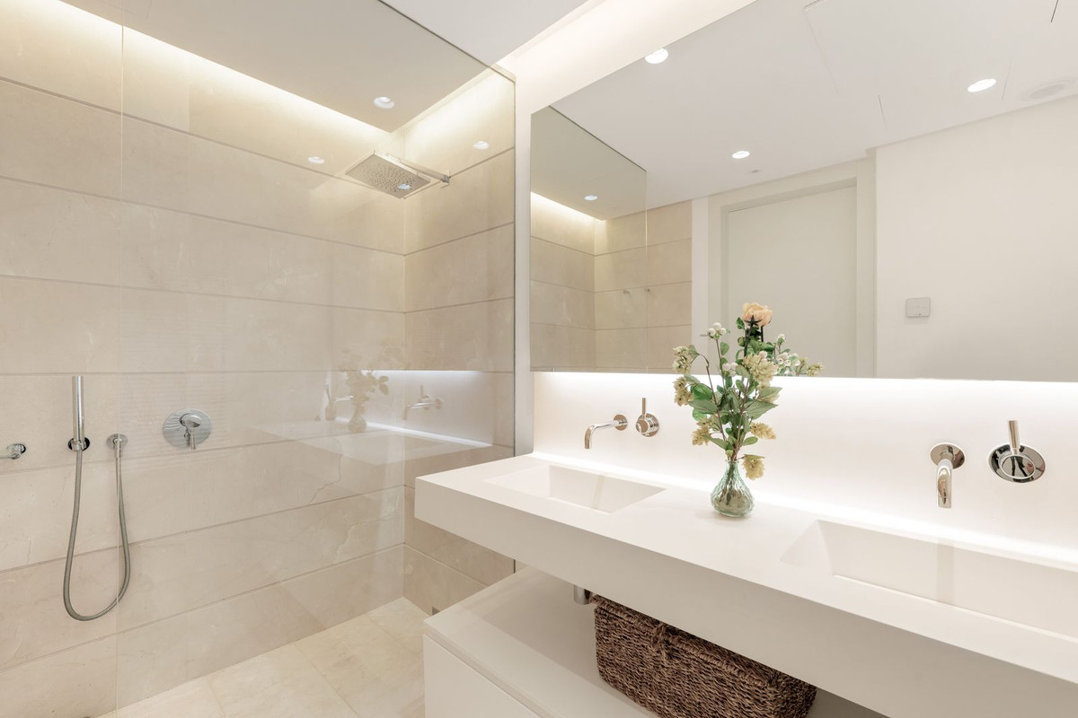 3 Bed Apartment for sale in Ojén Costa Del Sol, Málaga, Spain