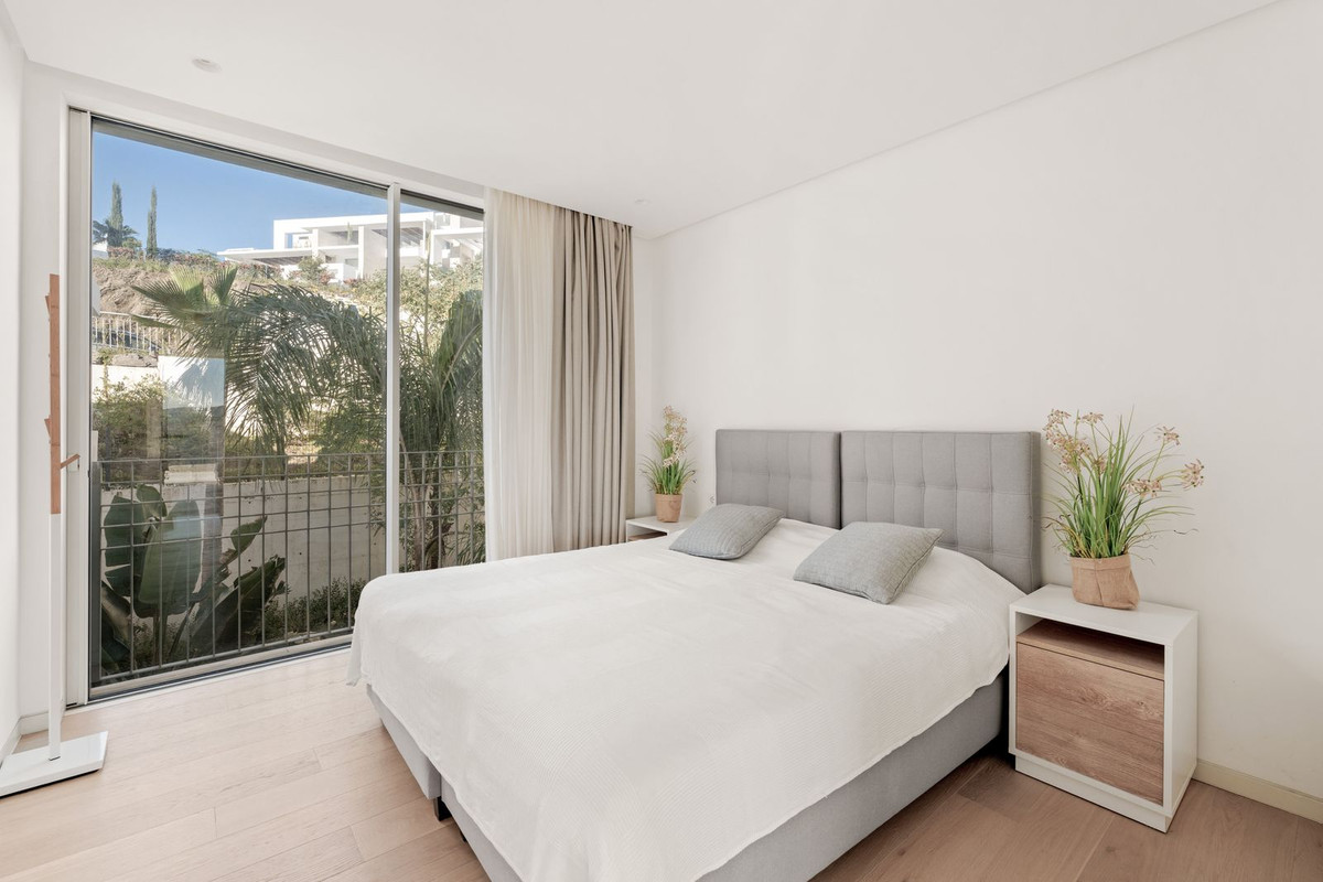 3 Bed Apartment for sale in Ojén Costa Del Sol, Málaga, Spain